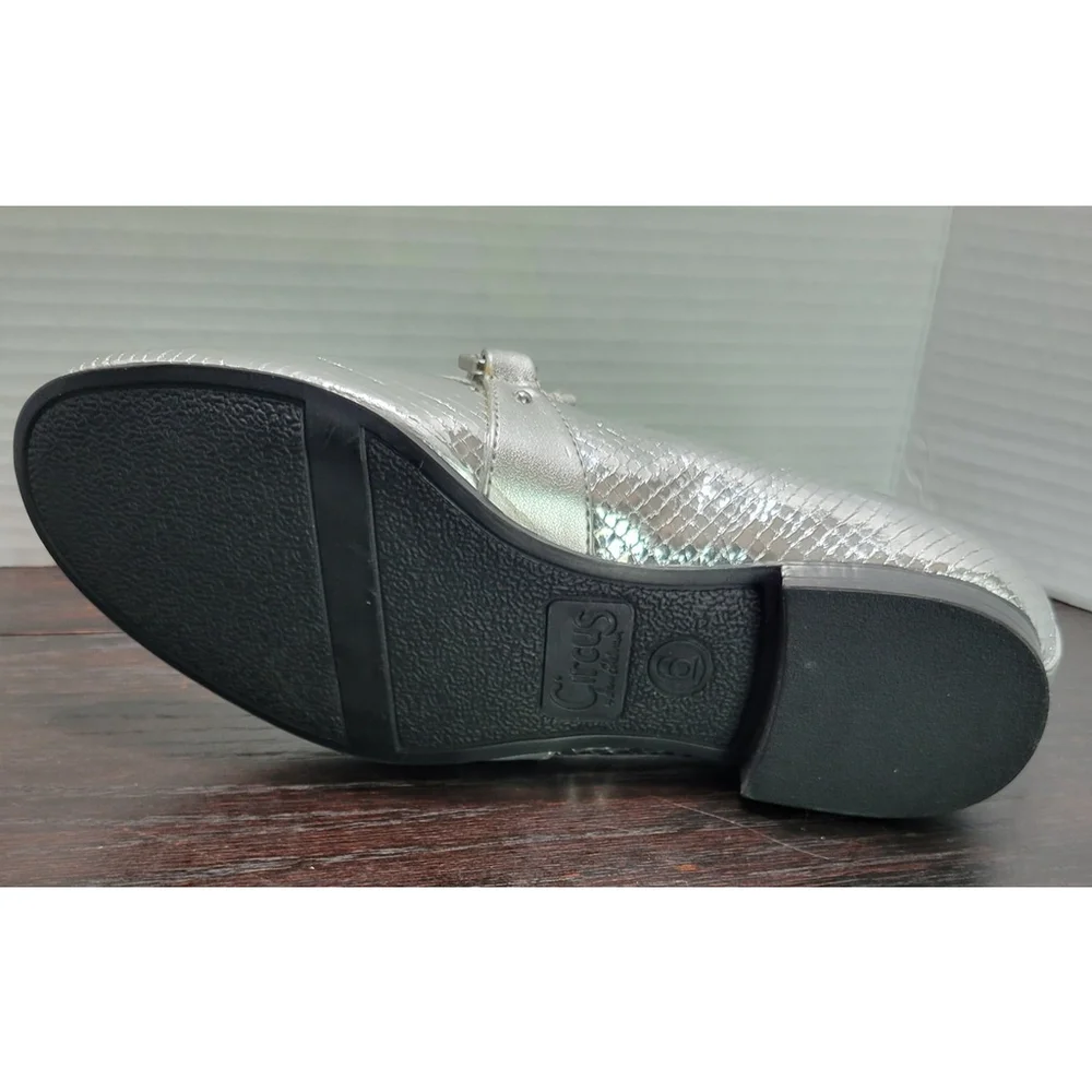 Circus by Sam Edelman step out